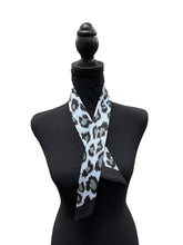 Load image into Gallery viewer, Twilly