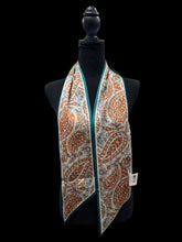 Load image into Gallery viewer, Wide Neck Tie