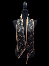 Load image into Gallery viewer, Wide Neck Tie