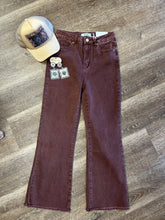 Load image into Gallery viewer, Wide Acid Washed Jean