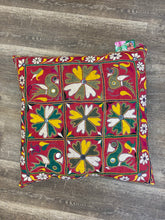 Load image into Gallery viewer, Maharani Throw Pillow