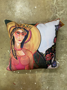 Lady Batea Pillow